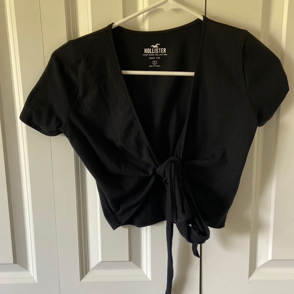 Hollister Tie-front Top